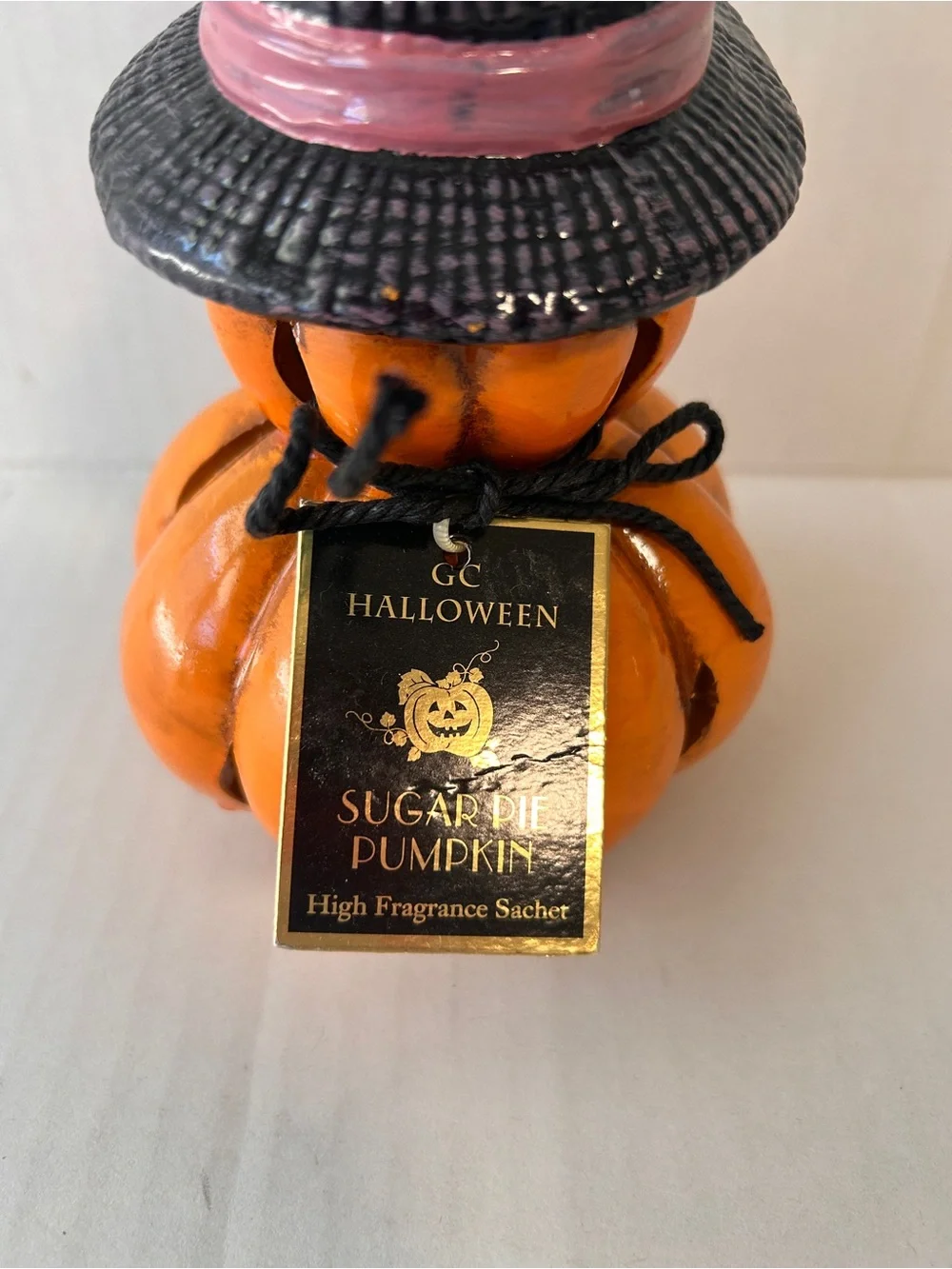 Halloween sachet Sugar Pie Pumpkin Figurine with Black Witch Hat - Seasonal